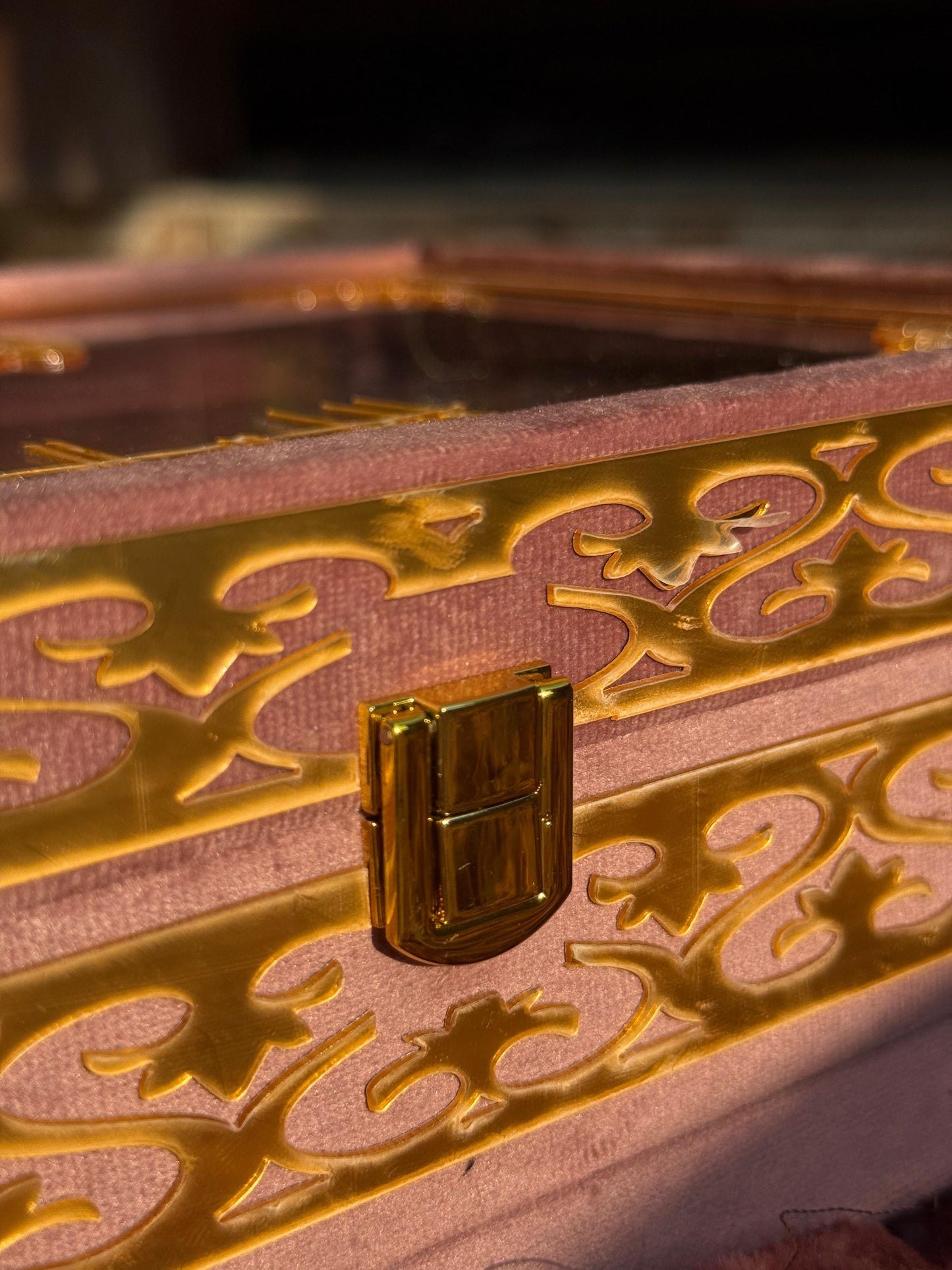 Ziwaj Pink Transparent Set ,Velvet Rahal, Velvet Box , Ittar , Tasbeeh , Counter , Prayer Mat