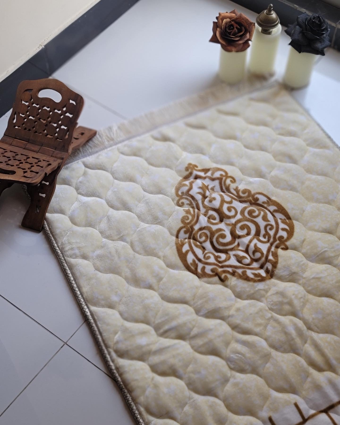 White Pearl Foam Janamaz