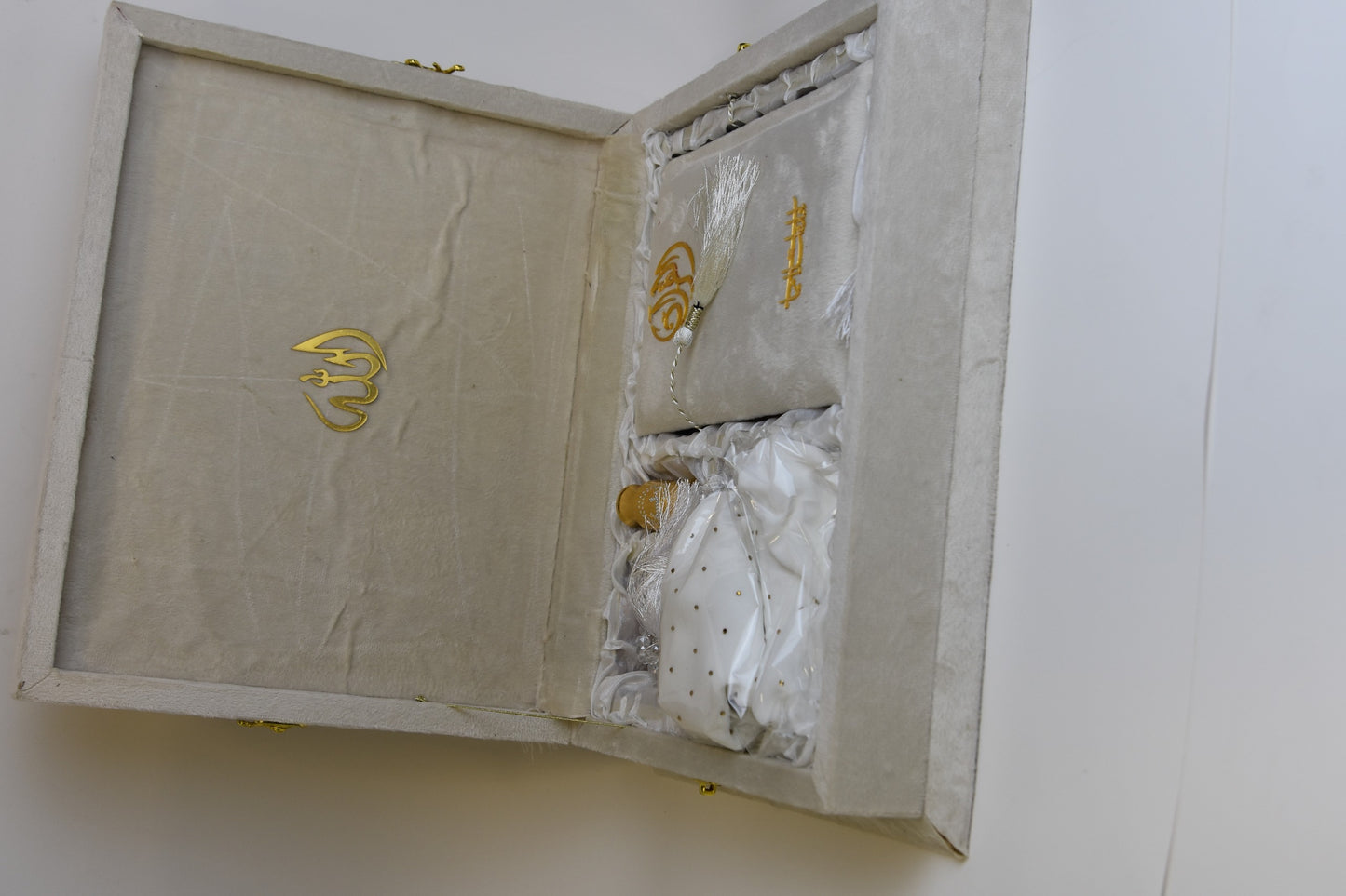 Pearl White Tazkira Quran Set (Ittar , Scarf Gold Plated Tasbeeh, Janamz)