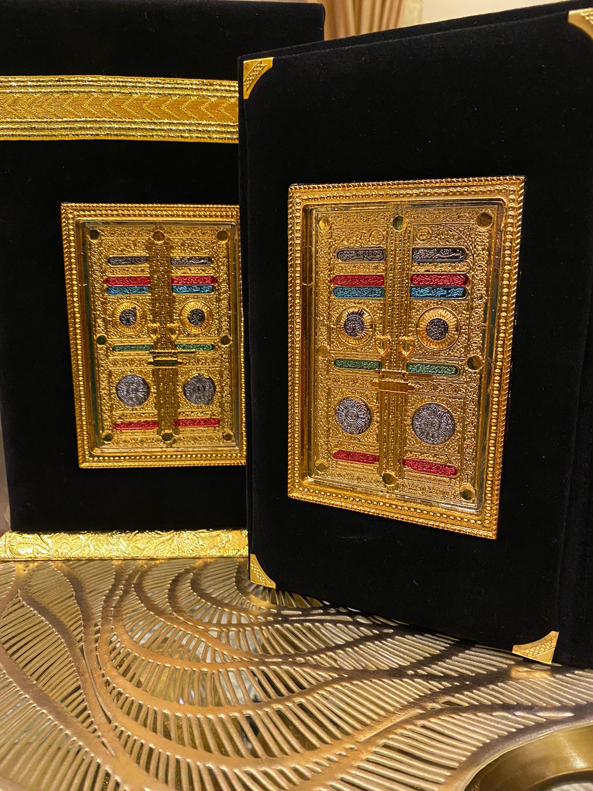 قران مجید مع بکس خانہ کعبہ/ Kaaba Quran with Kaaba Box