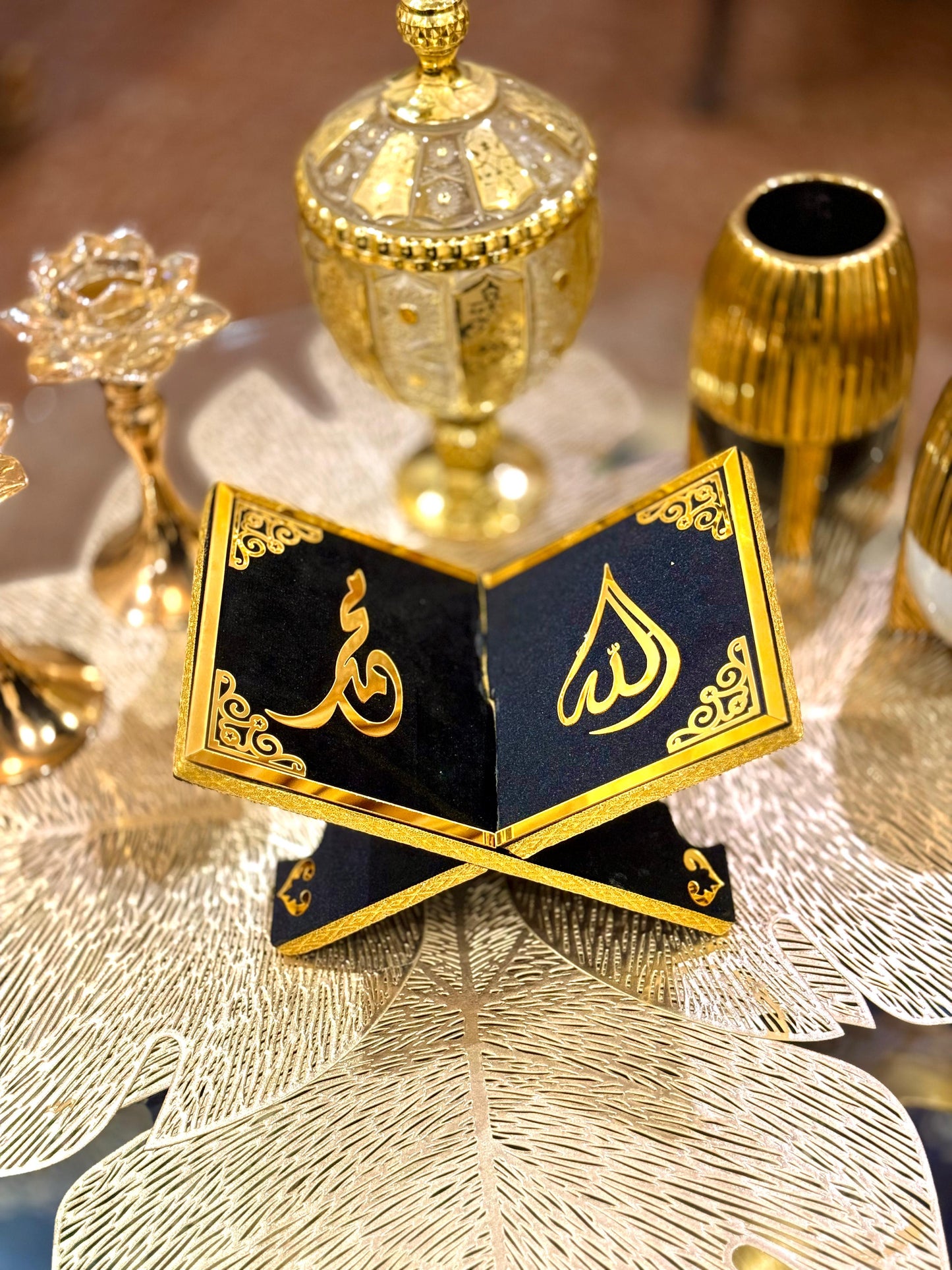 Decorative Muslim Golden Velvet Rehal Quran Holder Stand online Decorative Muslim black Velvet Rehal Quran Holder Stand online available at Idara-e-Islamiat. ideal for wedding gift at affordable Price.