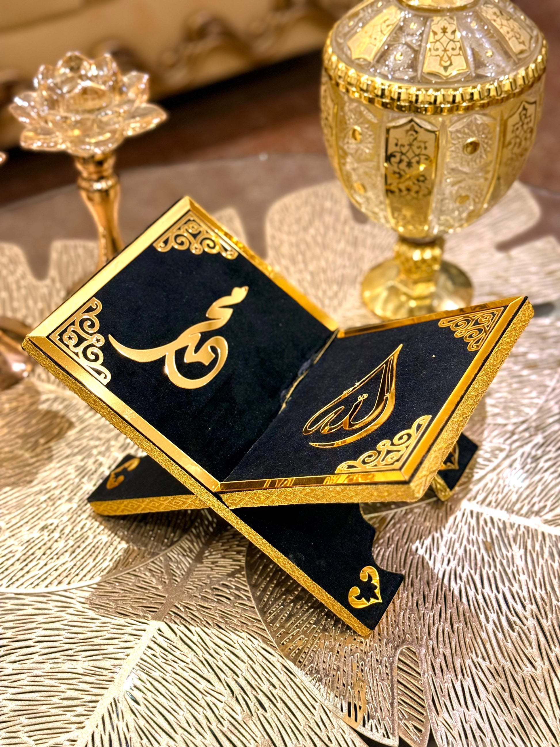 Decorative Muslim Golden Velvet Rehal Quran Holder Stand online Decorative Muslim black Velvet Rehal Quran Holder Stand online available at Idara-e-Islamiat. ideal for wedding gift at affordable Price.