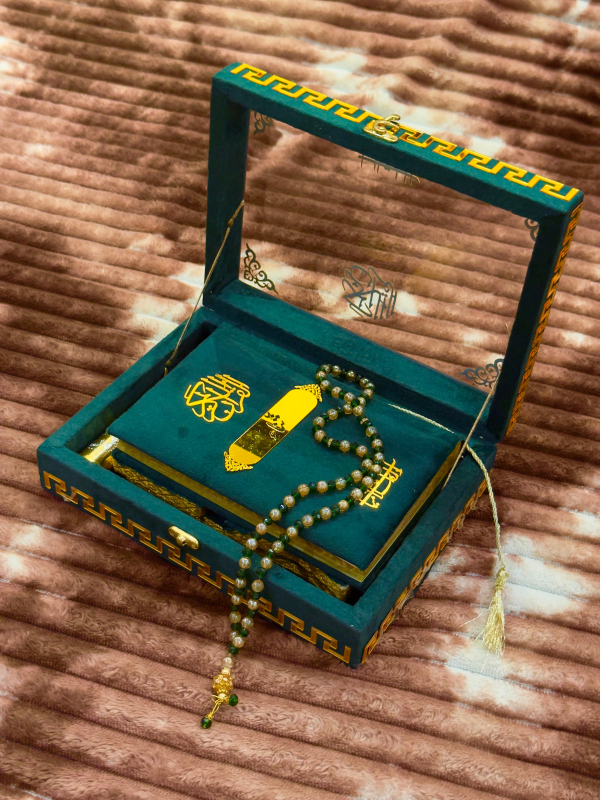 Noor Quran Set with Box Green | Perfect Islamic Gift