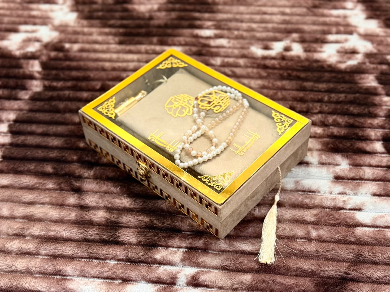 Noor Golden Quran Set- نور گولڈن قرآن سیٹ | Bridal Wedding Islamic Gift