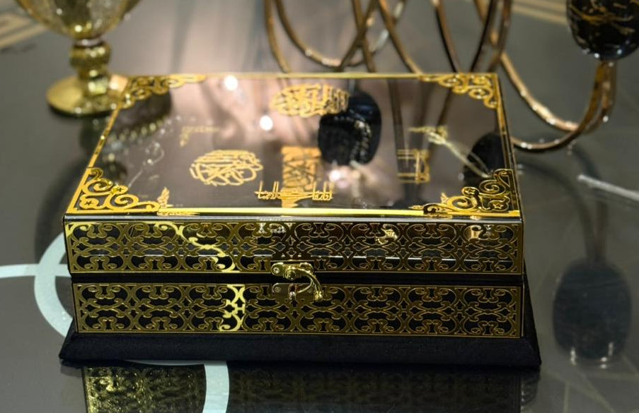 Signature Black Transparent Ziwaj Quran designed by  Idara-e-Islamiat. Online available at affordable price a cross Pakistan with free delivery options. ideal for Daily Quran Recitation & Weeding Gifts.