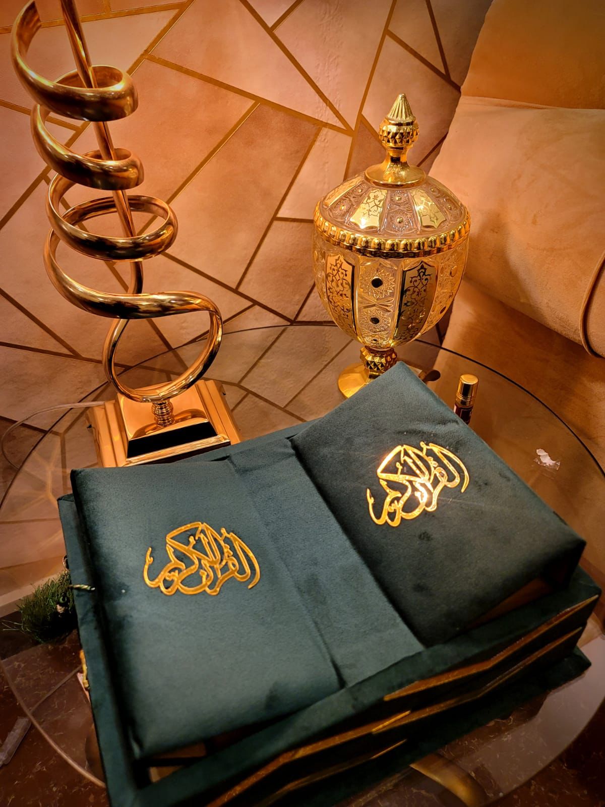 Green Meadown Bridal Velvet Quran Set with Green Quilted Foam Janamaz (Velvet Quran , velvet Rahal Box , Ittar , tasbeeh , Janamz , carton box , Plastic Gift Bag)