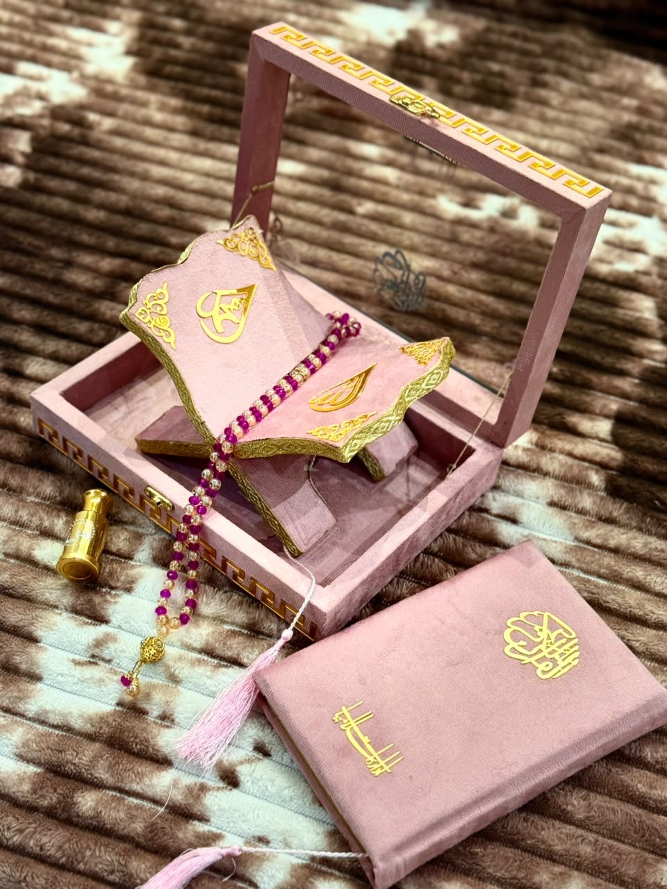 Noor Pink  Quran Set- نور پنک قرآن سیٹ | Bridal Wedding Islamic Gift