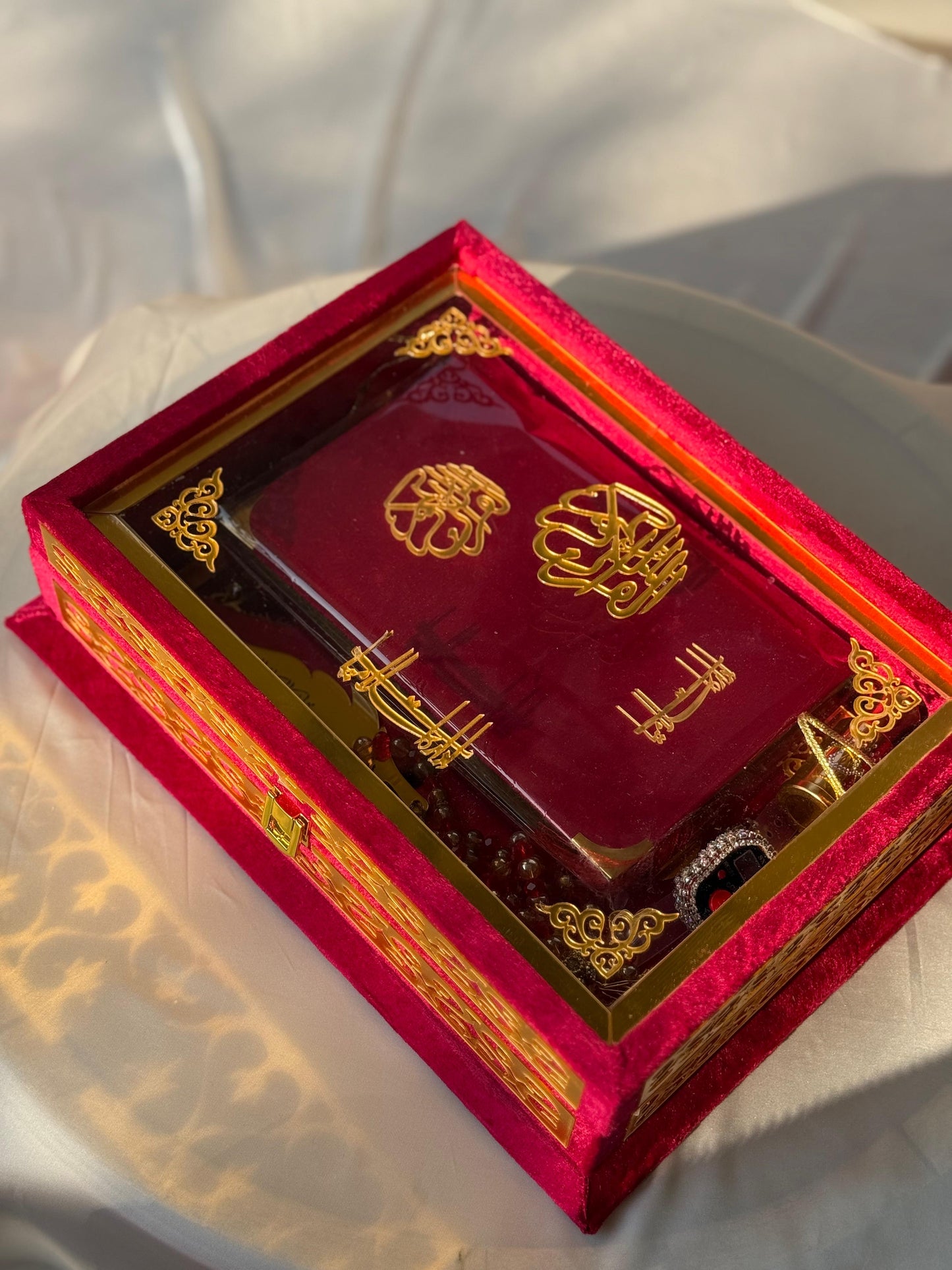 Ziwaj Quran Set , Transparent Bridal Velvet Red Quran Set , ittar , Tasbeeh , velvet Rahal , Counter Tasbeeh , Book Mark , Matching Janamz