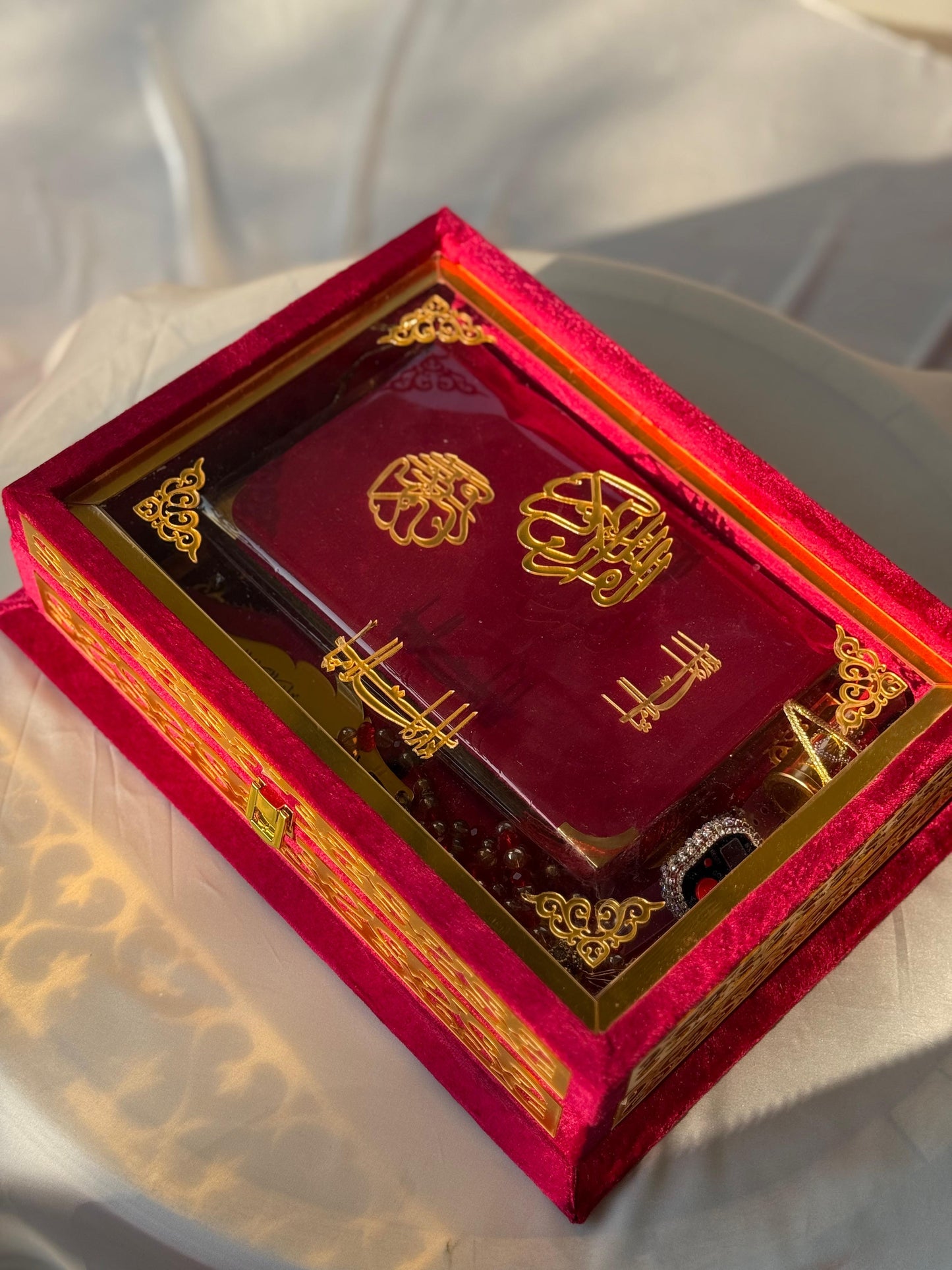 Ziwaj Quran Set , Transparent Bridal Velvet Red Quran Set , ittar , Tasbeeh , velvet Rahal , Counter Tasbeeh , Book Mark , Matching Janamz